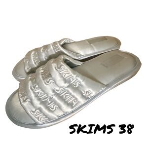 SKIMS Metallic Silver (baby blue) Slides - Size 38